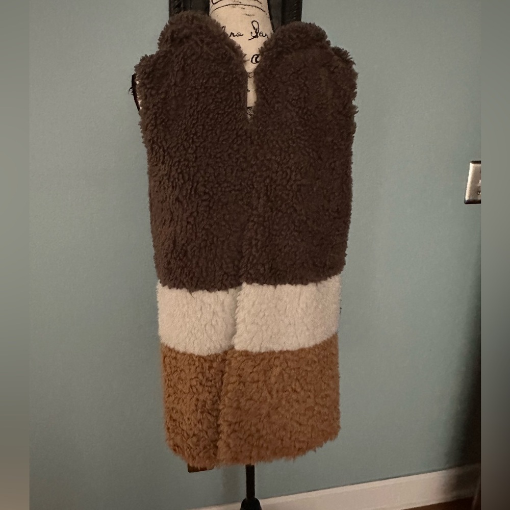She + Sky Chocolate Sherpa Vest